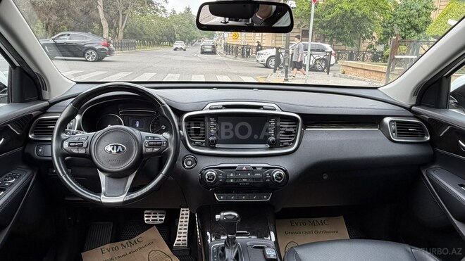 Kia Sorento-10