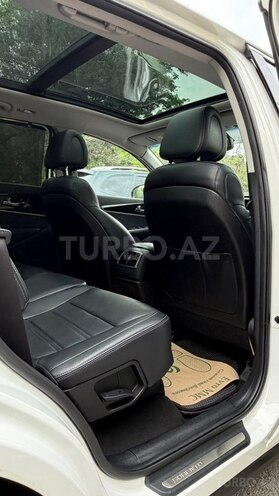 Kia Sorento-17