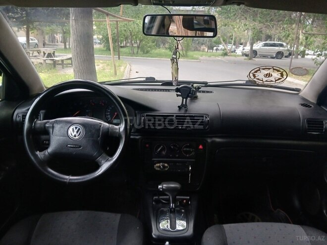 Volkswagen Passat-3