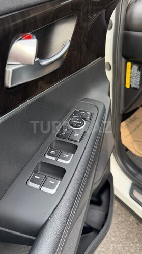 Kia Sorento-21