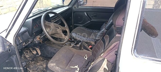 LADA (VAZ) Niva-9