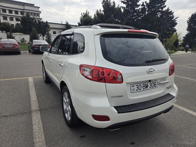 Hyundai Santa Fe-11