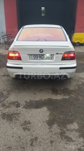 BMW 523-2