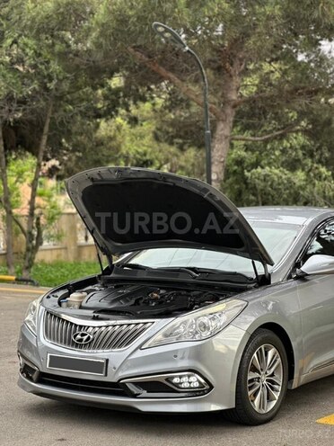 Hyundai Grandeur-9