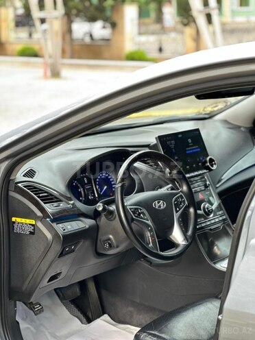 Hyundai Grandeur-13