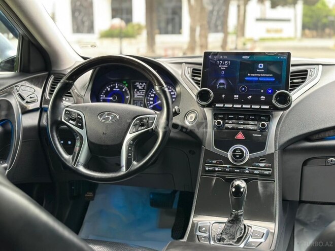 Hyundai Grandeur-18