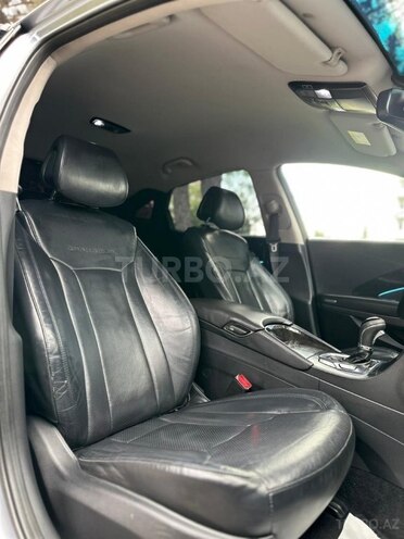 Hyundai Grandeur-20