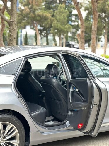 Hyundai Grandeur-16