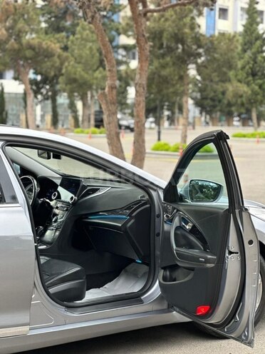Hyundai Grandeur-19