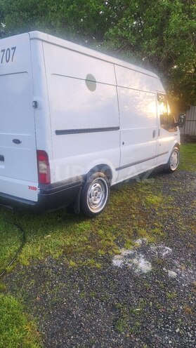 Ford Transit-7
