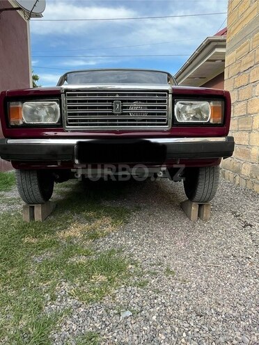 LADA (VAZ) 2107-1
