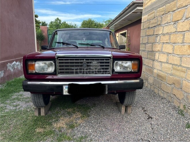 LADA (VAZ) 2107-2