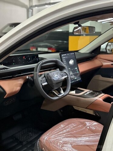 Changan Qiyuan A05-6