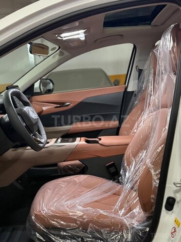 Changan Qiyuan A05-5