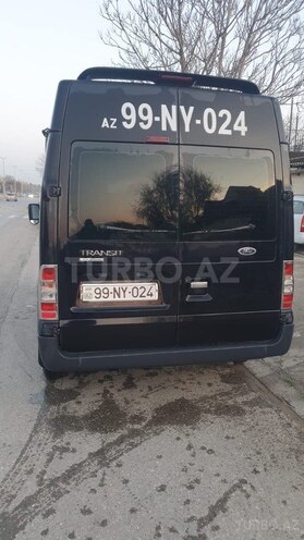 Ford Transit-5