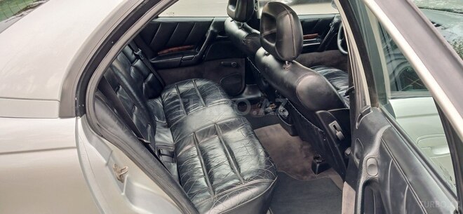 Opel Omega-13