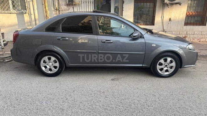 Chevrolet Lacetti-3