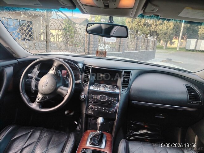 Infiniti FX35-4