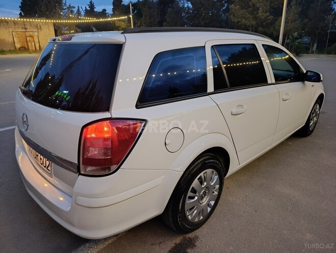 Opel Astra-12