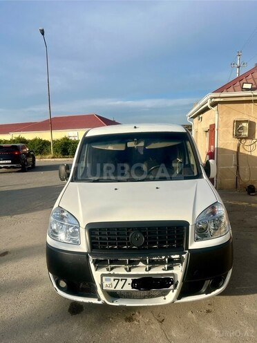 Fiat Doblo-1