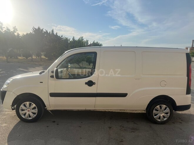 Fiat Doblo-4