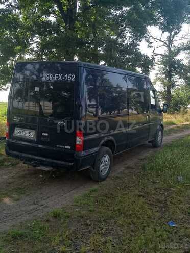 Ford Transit-12