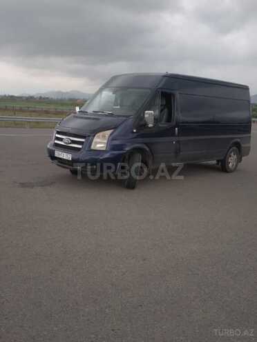 Ford Transit-3