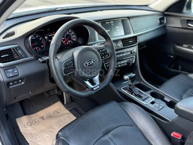 Kia Optima-11