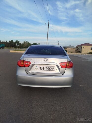Hyundai Avante-7