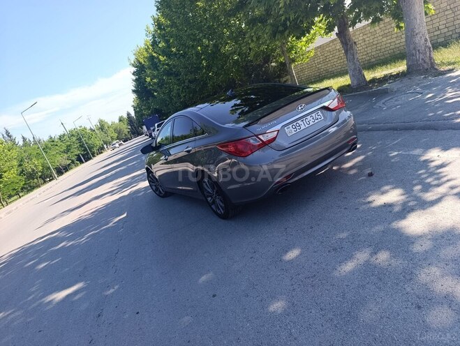 Hyundai Sonata-3