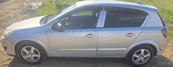 Opel Astra-3