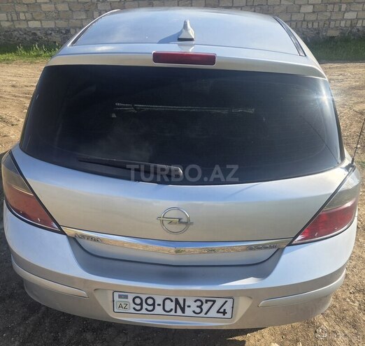 Opel Astra-2