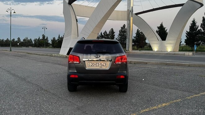 Kia Sorento-2