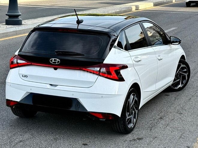Hyundai i20-11