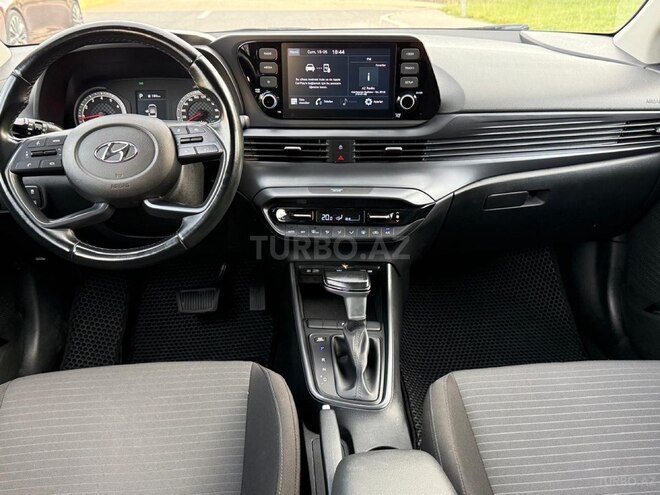 Hyundai i20-13