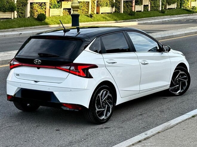 Hyundai i20-10