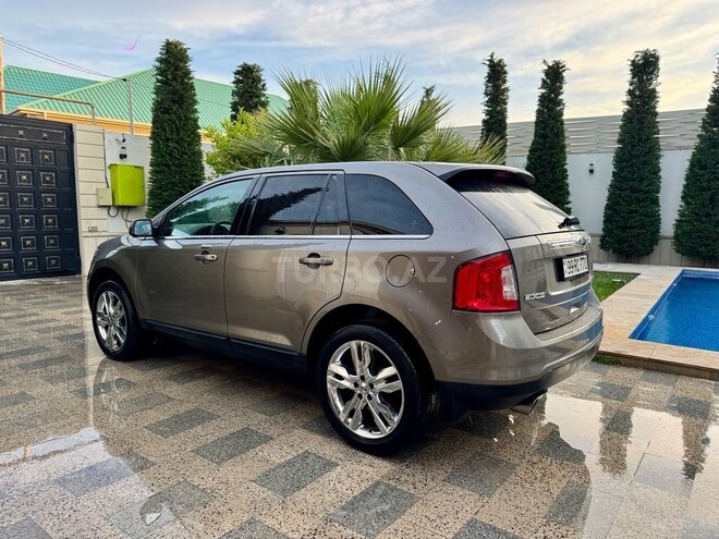 Ford Edge-4