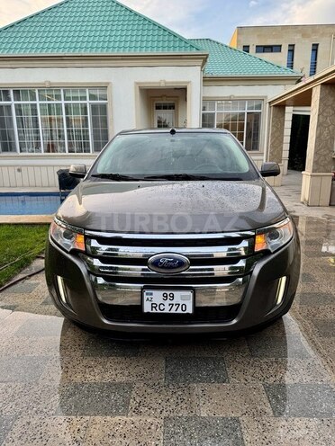 Ford Edge-5
