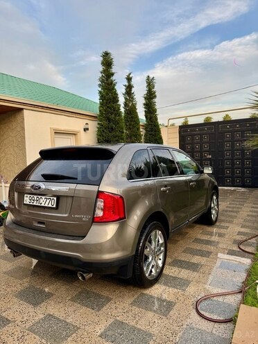Ford Edge-6