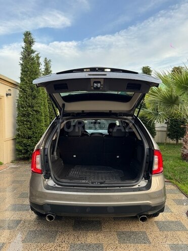 Ford Edge-10