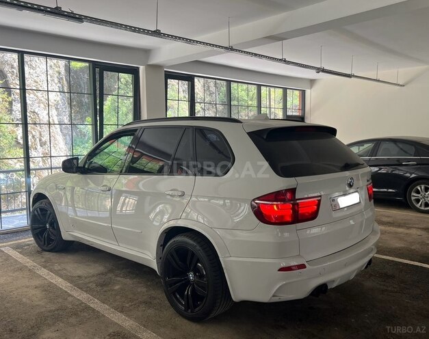 BMW X5 M-9