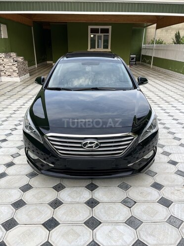 Hyundai Sonata-1