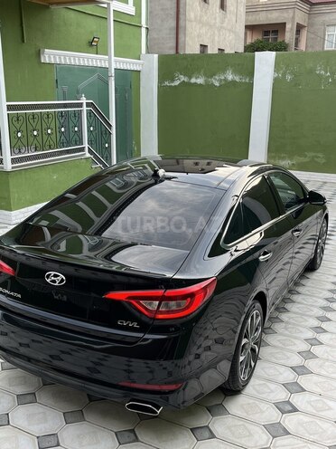 Hyundai Sonata-4