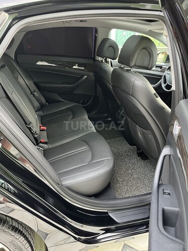 Hyundai Sonata-10