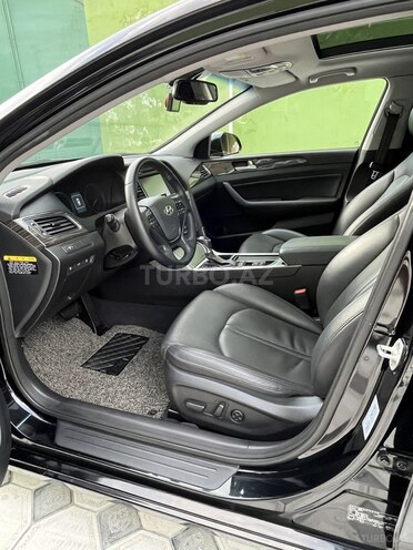 Hyundai Sonata-9