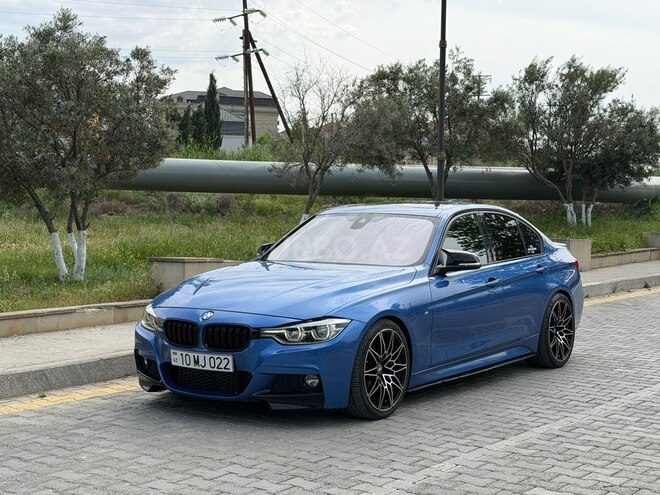 BMW  2016, 166,900 km - 2.0 l - Bakı