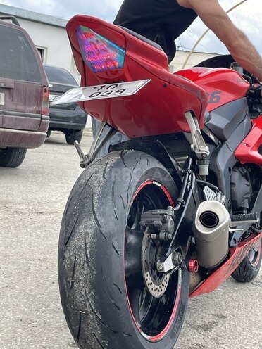 Yamaha YZF-R6-16