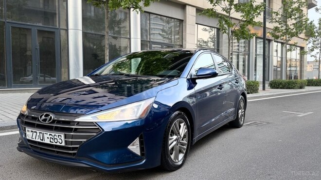 Hyundai Elantra-3