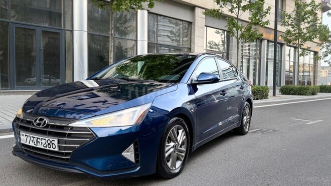 Hyundai Elantra-6