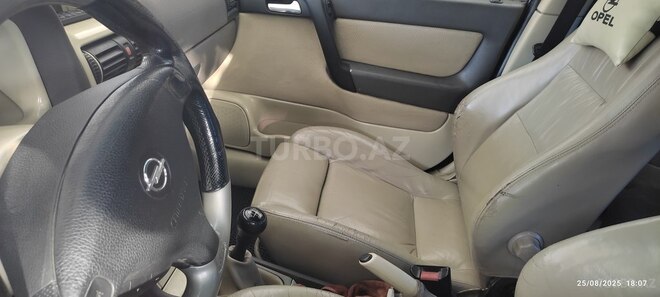 Opel Astra-4